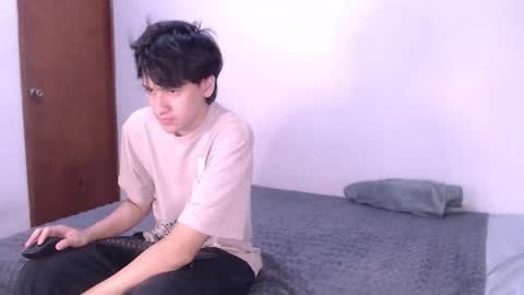 Snapshot of sc_andre chatting on 11.19.25 Sc andre online show from 11.19.25