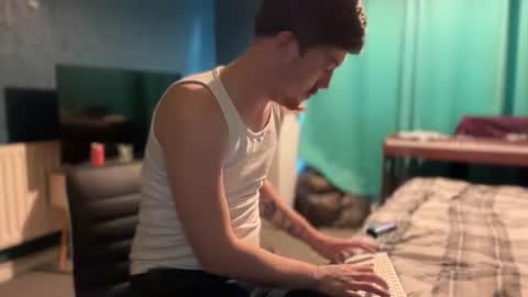 scallylad03 online show from 07.18.26