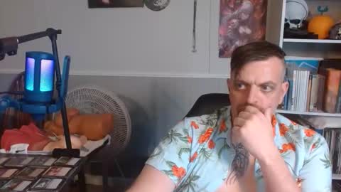 Snapshot of scarecrow2wm chatting on 03.22.26 Kent Clark online show from 03.22.26