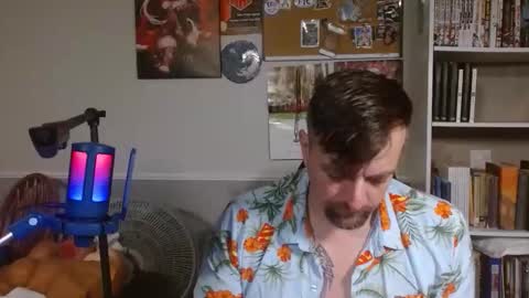 Snapshot of scarecrow2wm chatting on 03.30.26 Kent Clark online show from 03.30.26