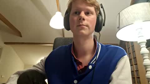 Snapshot of scarjoris chatting on 12.19.24 Scarjoris online show from 12.19.24