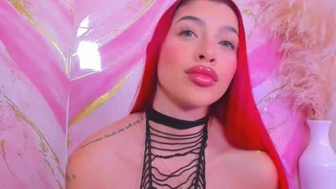 Snapshot of scarleett_jones chatting on 01.08.26 scarleett jones online show from 01.08.26