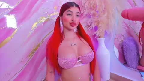 Snapshot of scarleett_jones chatting on 02.04.26 scarleett jones online show from 02.04.26