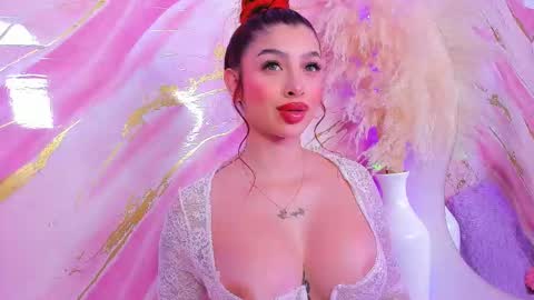 Snapshot of scarleett_jones chatting on 02.05.26 scarleett jones online show from 02.05.26