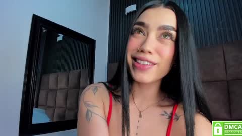 scarlet__jones_ online show from 04.05.26