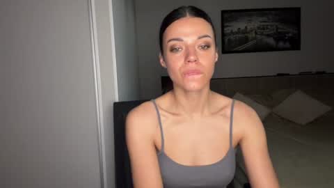 Sophie online show from 06.16.26