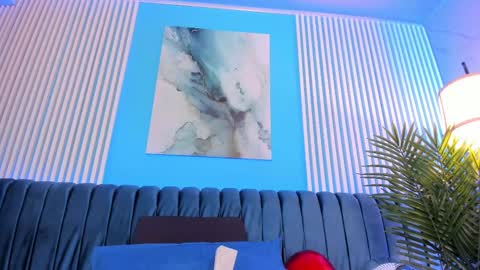 Scarlet Edwars online show from 02.21.25