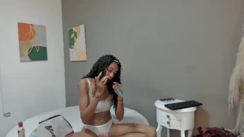Snapshot of scarlet_glow chatting on 07.20.26 Scarlete online show from 07.20.26