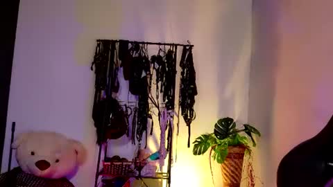 Snapshot of scarlet_gold chatting on 07.15.26 scarlet_gold online show from 07.15.26