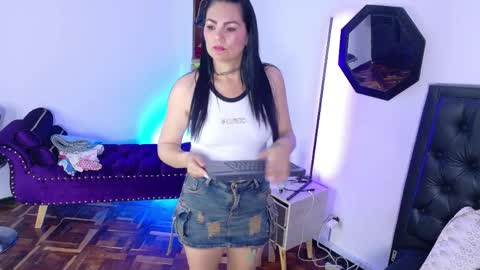 scarlet_hiit online show from 06.03.26
