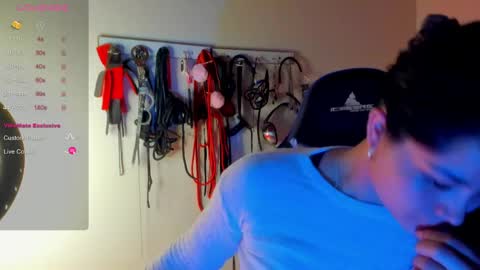 scarlet taylor kennedy online show from 04.27.26