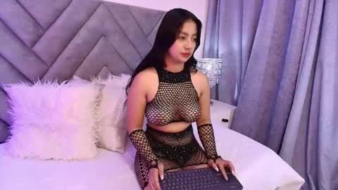 scarlet_queen7 online show from 05.04.26
