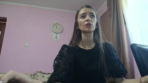 Snapshot of scarlet_rosse chatting on 05.21.26 Scarlet online show from 05.21.26