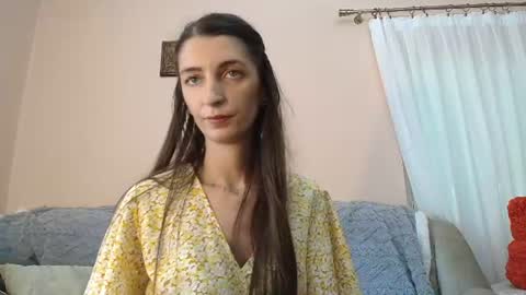 Snapshot of scarlet_rosse chatting on 06.19.26 Scarlet online show from 06.19.26