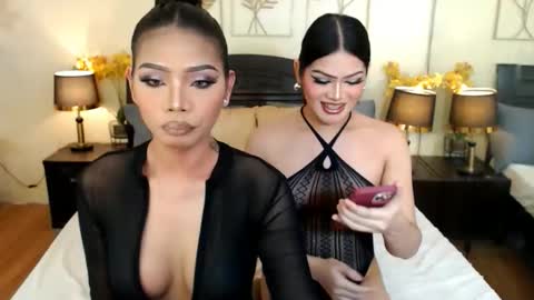 Scarlet online show from 04.23.26