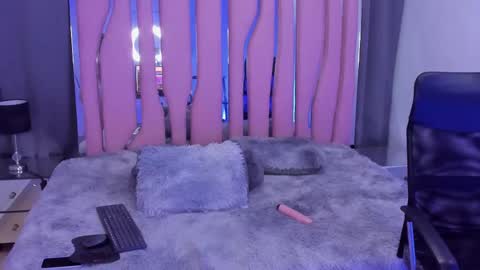 SCARLET online show from 01.15.25