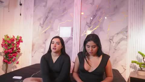 Snapshot of scarleta_and_naomi chatting on 01.19.26 scarleta_and_naomi online show from 01.19.26