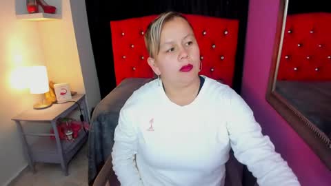ScarletBigTitties online show from 05.09.26