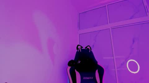 Scarlet online show from 05.06.26