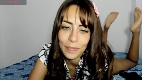 Snapshot of scarletbrow chatting on 12.23.24 scarlet online show from 12.23.24