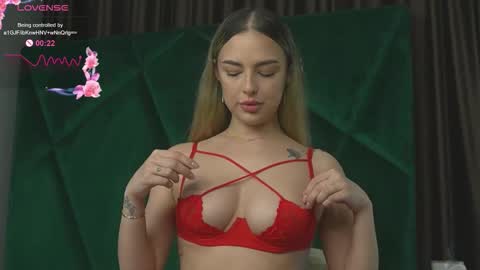 Scarlet online show from 09.24.25