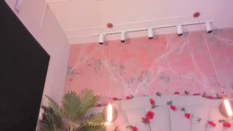 Scarlet Dayana online show from 06.12.26
