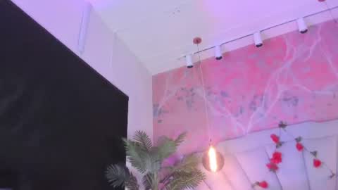 Snapshot of scarletdavis_ chatting on 06.18.26 Scarlet Dayana online show from 06.18.26