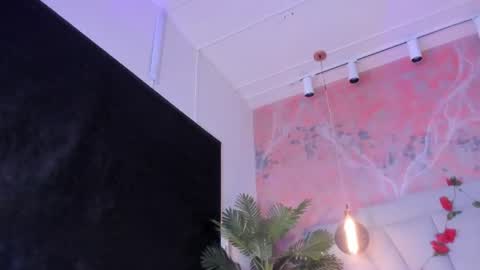 Snapshot of scarletdavis_ chatting on 06.27.26 Scarlet Dayana online show from 06.27.26