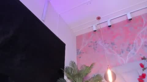 Snapshot of scarletdavis_ chatting on 06.29.26 Scarlet Dayana online show from 06.29.26