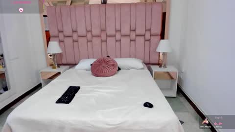 Snapshot of scarletgodd chatting on 01.05.26 Scarlet online show from 01.05.26