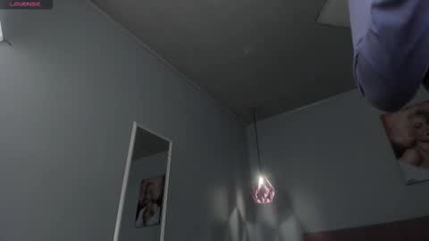 Scarlet  online show from 02.13.26