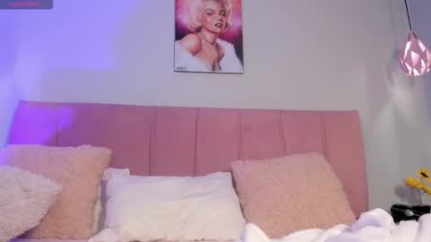 Scarlet  online show from 02.28.26