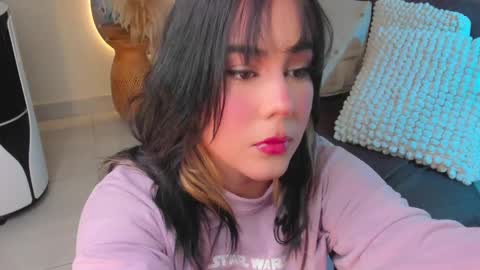 Snapshot of scarleth_jhons_ chatting on 03.06.25 Scarleth... but not Scarleth Johansson. online show from 03.06.25