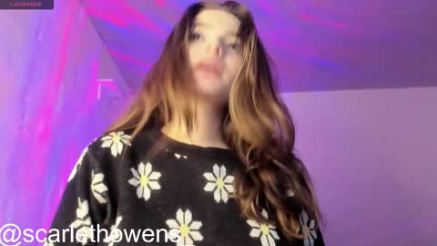 Snapshot of scarleth_owens1 chatting on 11.23.25 online show from 11.23.25