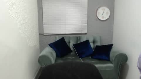 scarlethsexy69 online show from 11.18.25