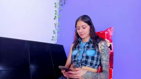 Snapshot of scarletjonesx chatting on 03.09.25 Denis online show from 03.09.25