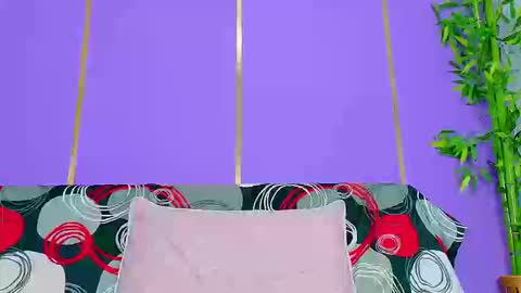 Snapshot of scarletjonesx chatting on 09.12.25 Denis online show from 09.12.25