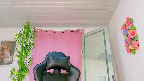 Snapshot of scarletjonesx chatting on 02.03.26 Denis online show from 02.03.26