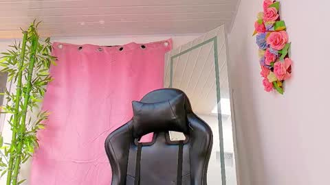 Snapshot of scarletjonesx chatting on 02.05.26 Denis online show from 02.05.26