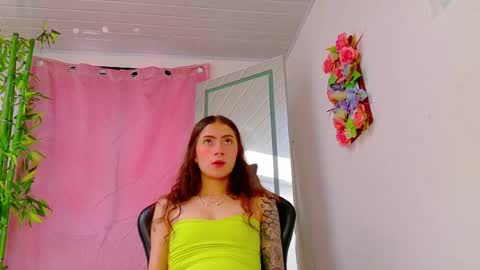 Snapshot of scarletjonesx chatting on 04.25.26 Denis online show from 04.25.26