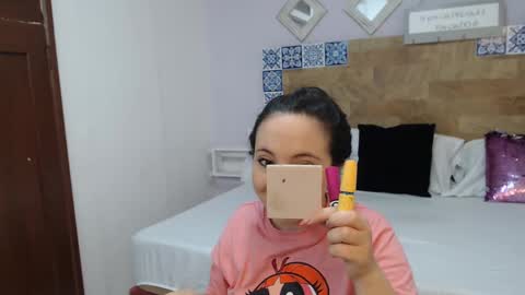 scarlet  online show from 09.20.25