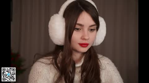 Scarlet online show from 12.21.25