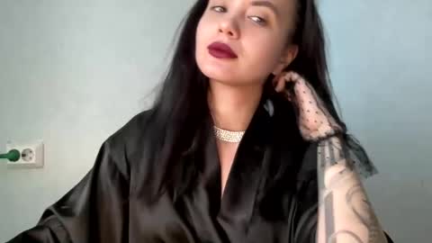 scarletpetal online show from 02.12.25