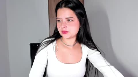 scarletrosee27 online show from 01.31.25