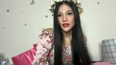 scarlet skyee online show from 07.29.26
