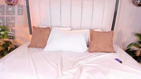 Scarlet 3 online show from 03.11.26