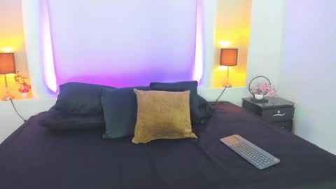 Scarlet online show from 05.17.26
