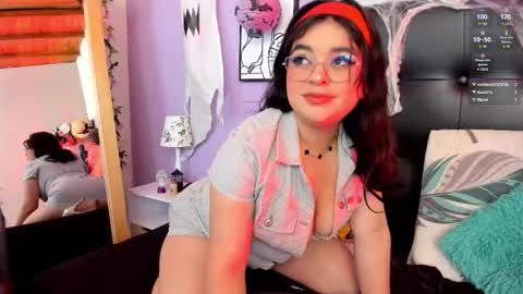 Snapshot of scarlett_1007 chatting on 11.01.25 Scarlett online show from 11.01.25