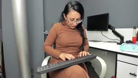 Snapshot of scarlett__14 chatting on 03.17.26 scarlett__14 online show from 03.17.26