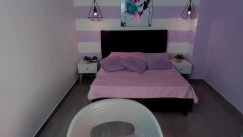 Scarlett online show from 11.21.25